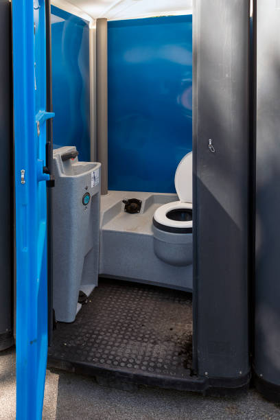 Best Porta potty rental near me  in Delhi, CA